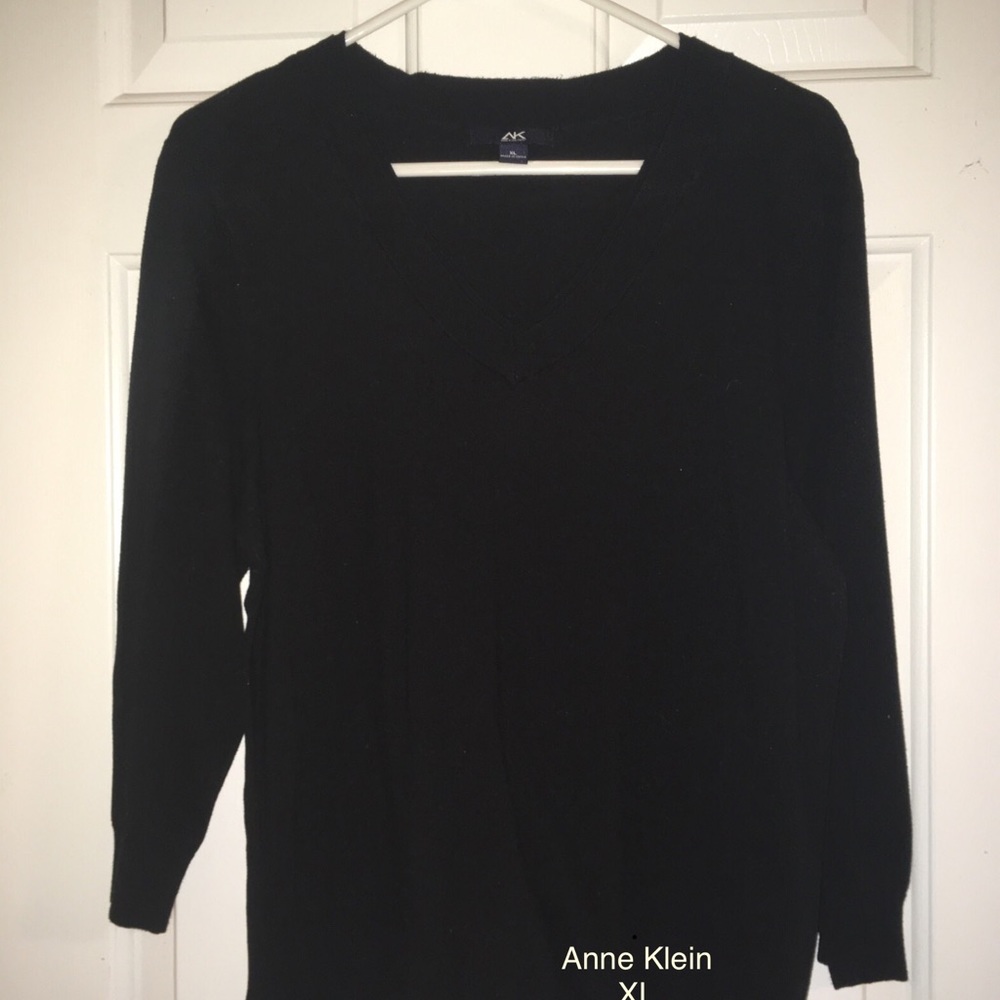 V-neck sweater